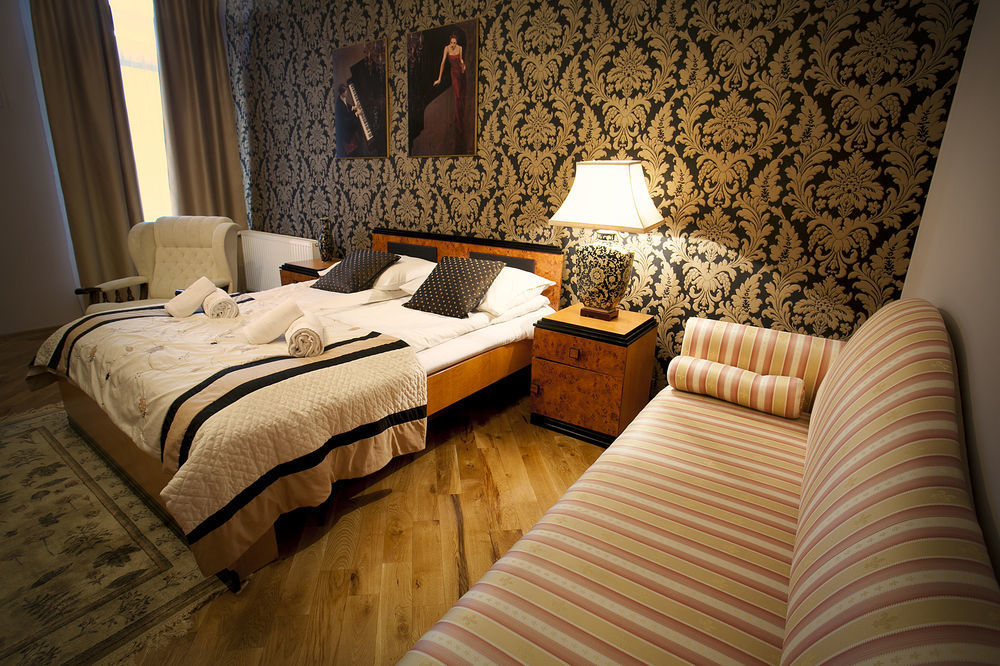 Aparthotel Oberza Krasków Exterior foto